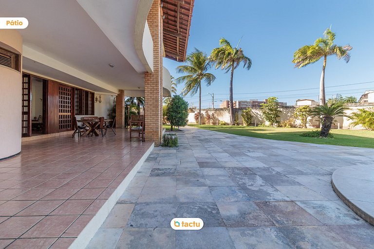 Duplex no Porto das Dunas com piscina