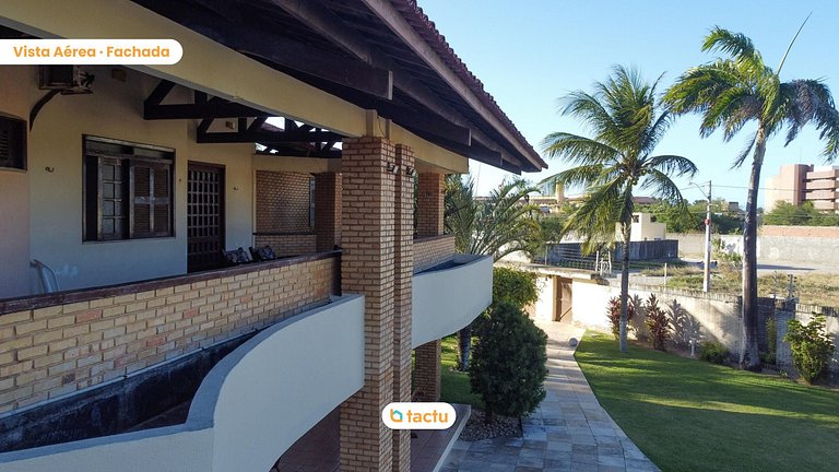 Duplex in Porto das Dunas with pool
