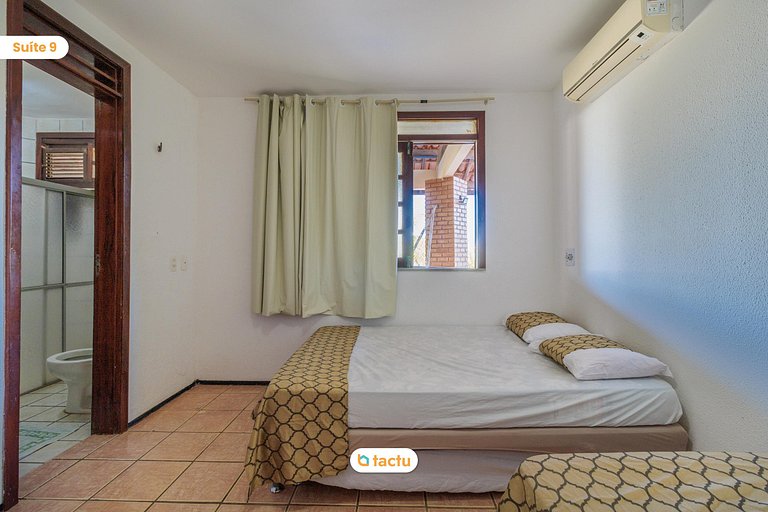 Duplex in Porto das Dunas with pool