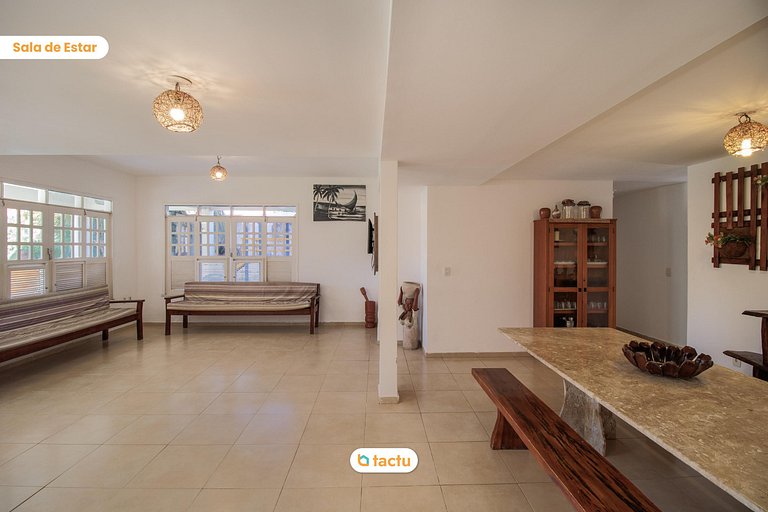 Triplex no Porto das Dunas com piscina por Tactu