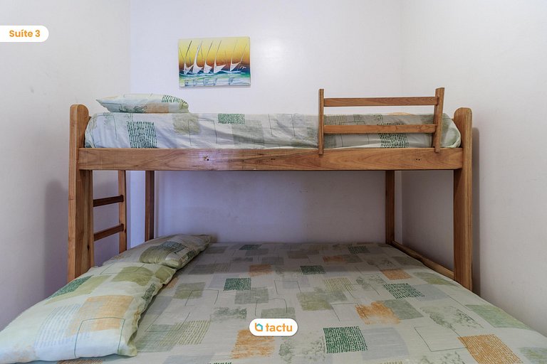 Triplex no Porto das Dunas com piscina por Tactu