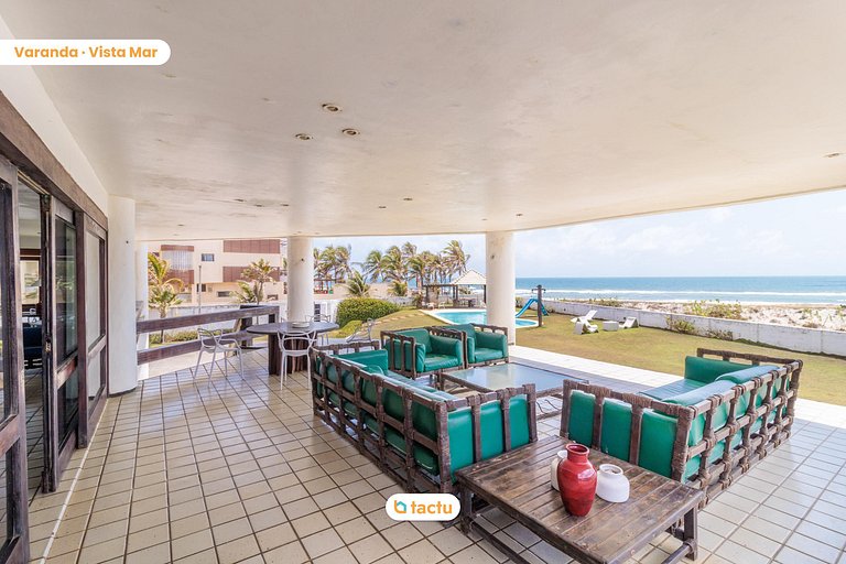 Casa frente al mar con servicio