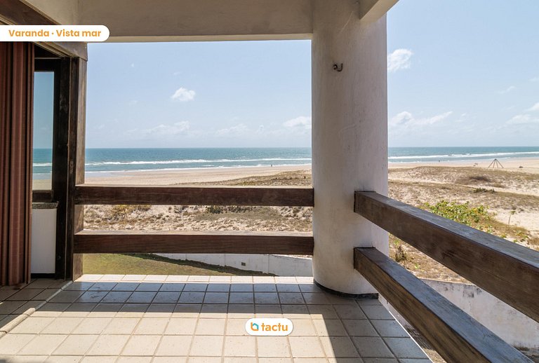Casa Frente Mar com Serviço e próxima ao Beach Park