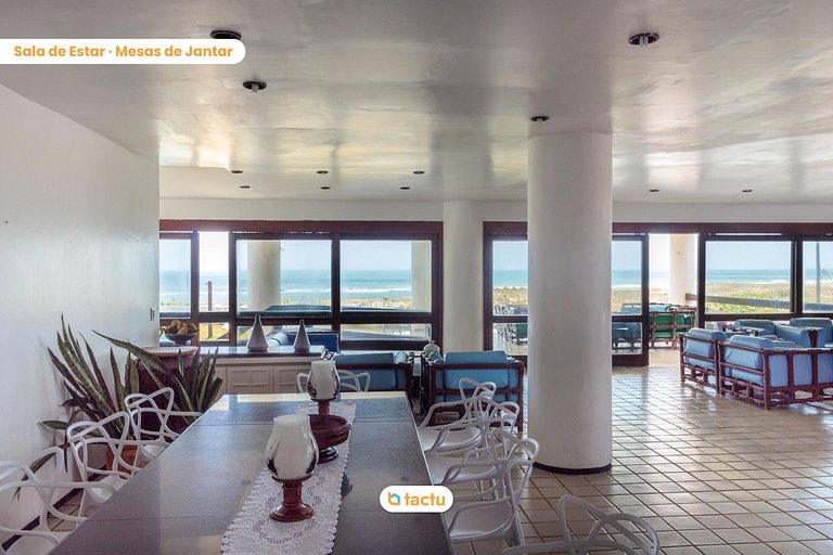 Casa Frente Mar com Serviço e próxima ao Beach Park