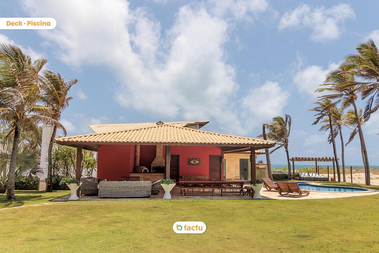 Casa na beira da praia do Porto das Dunas Beach Park