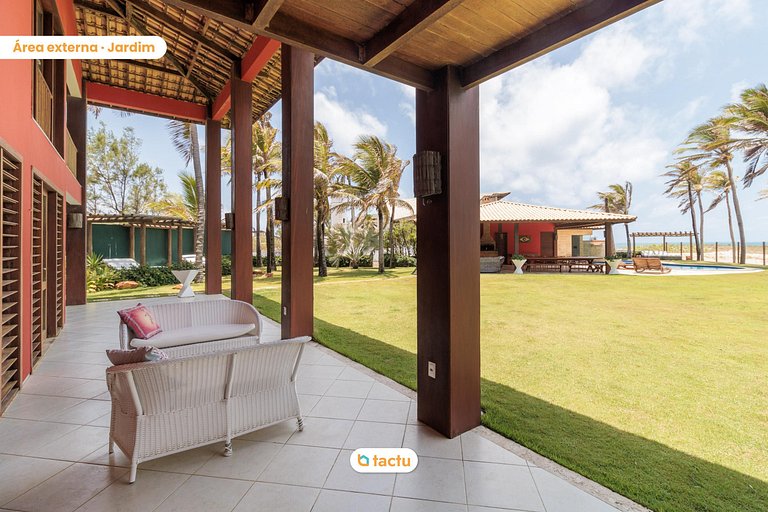 Casa na beira da praia do Porto das Dunas Beach Park