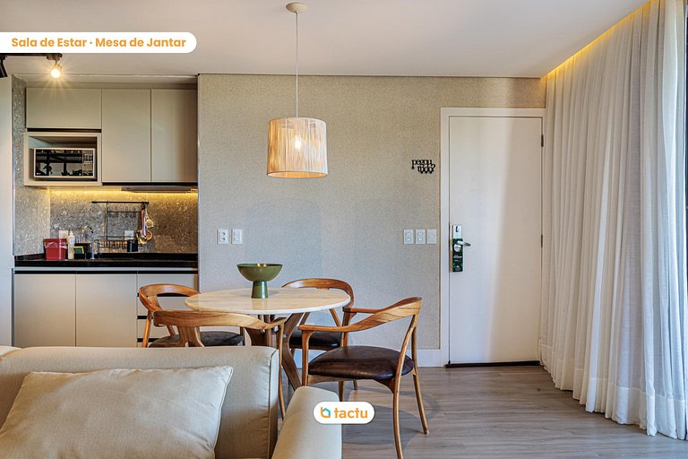Suite in Porto das Dunas with Sea View