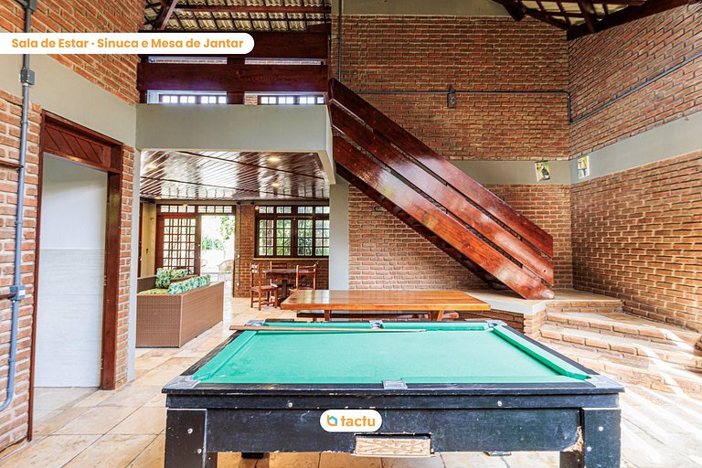 Maison à Porto da Dunas avec piscine
