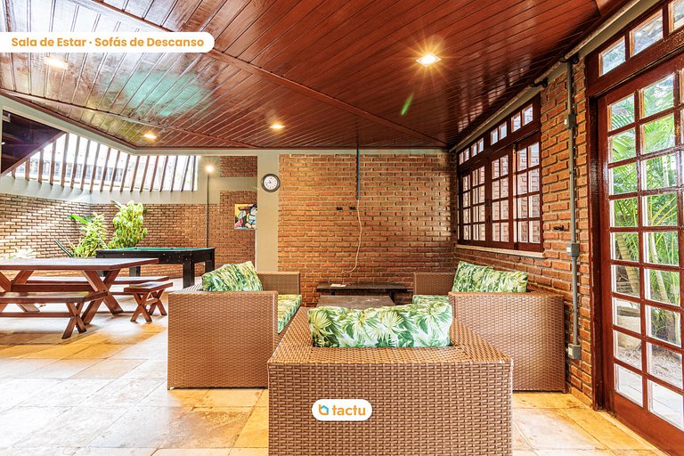 Casa en Porto da Dunas con piscina