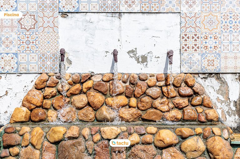 Casa com Piscina no Porto das Dunas