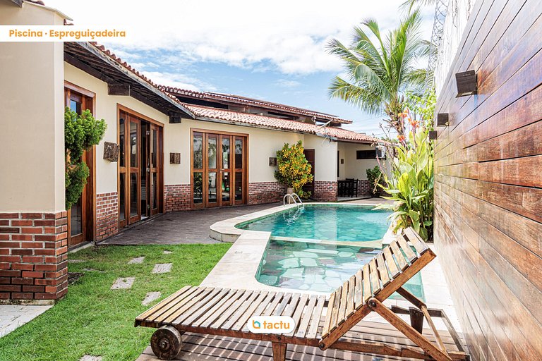 Casa com Piscina no Porto das Dunas