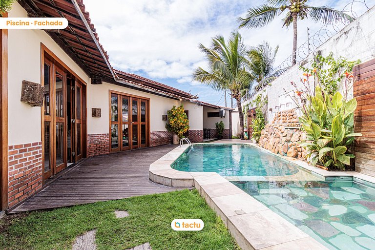 Casa com Piscina no Porto das Dunas