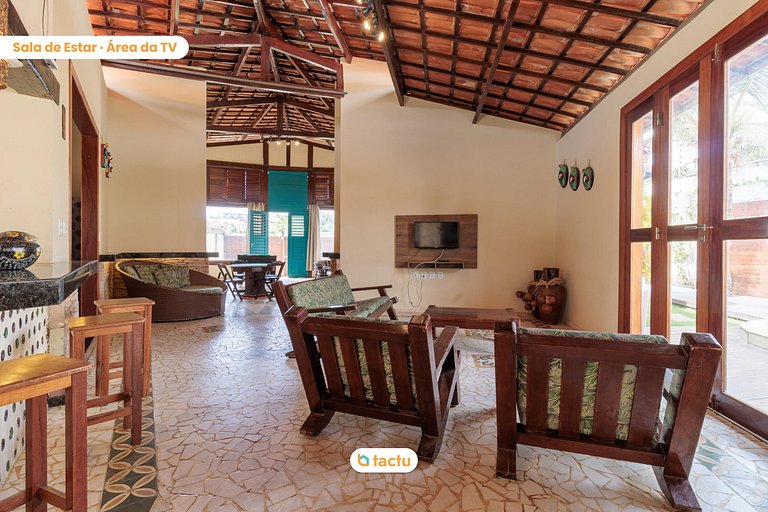 Casa com Piscina no Porto das Dunas