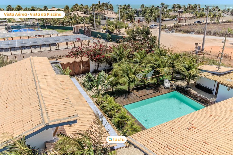 Casa com piscina no Pontal do Maceió