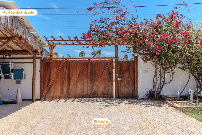 House with pool in Pontal do Maceió