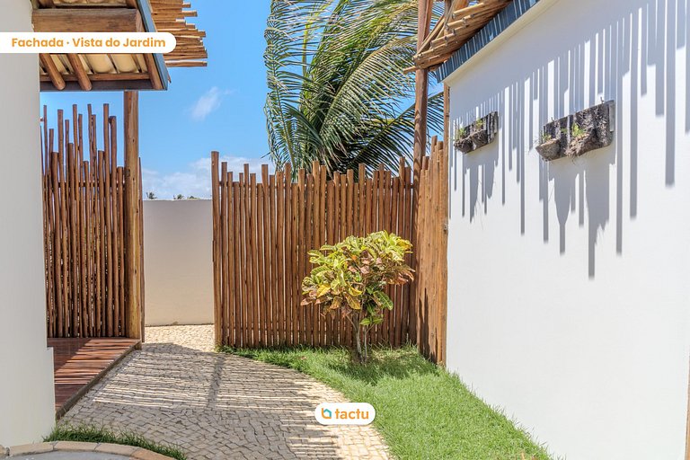 Casa com piscina no Pontal do Maceió