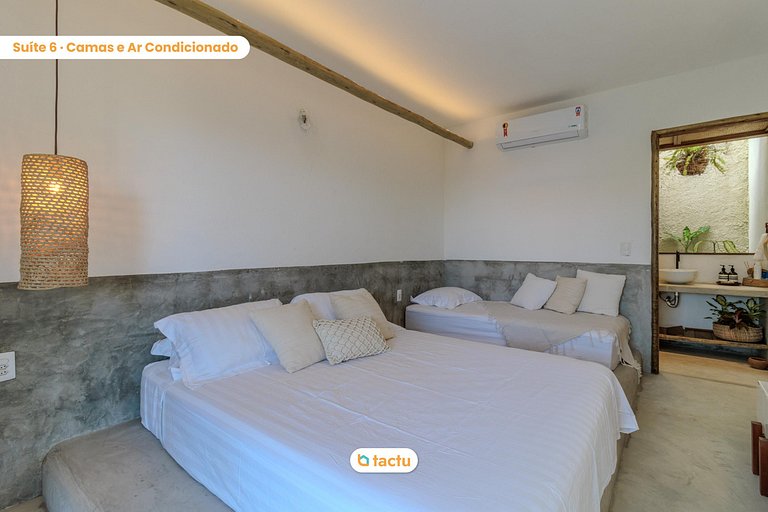 Casa Slow on Taíba beach overlooking the beach