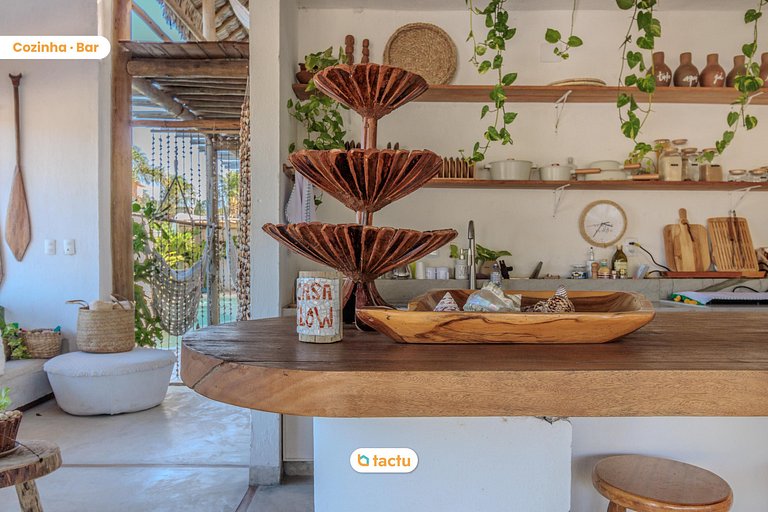 Casa Slow on Taíba beach overlooking the beach