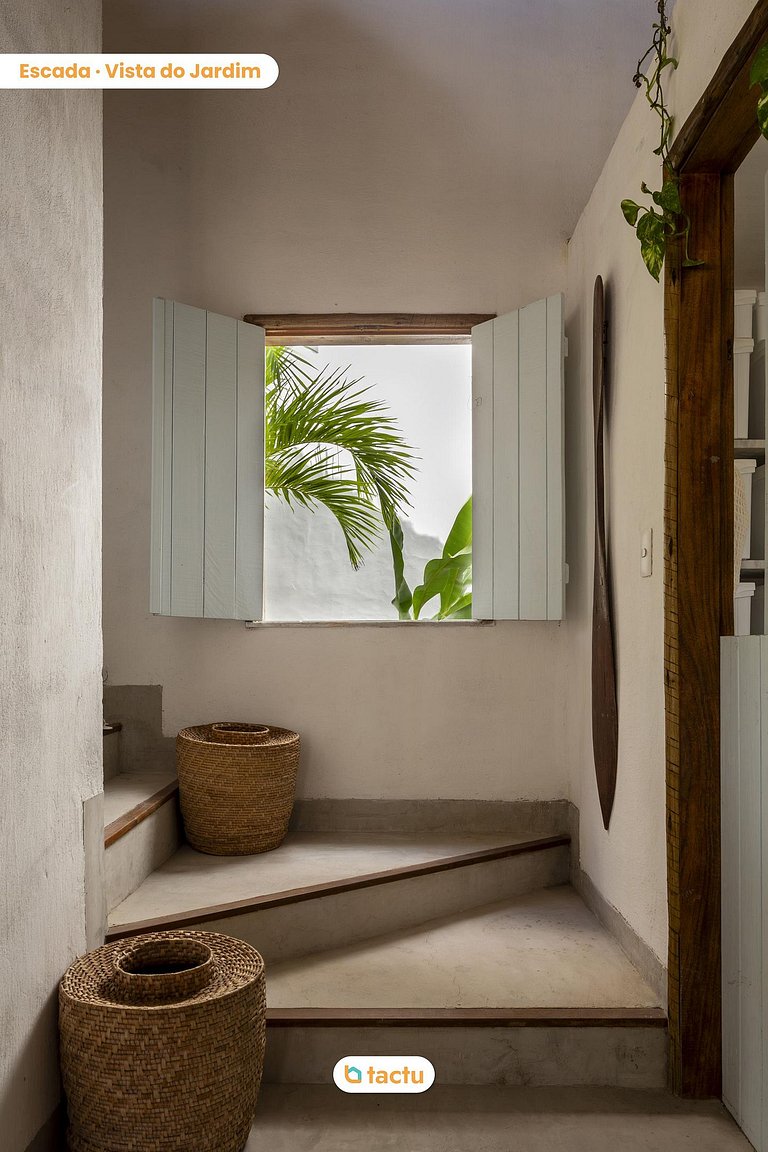 Casa Slow on Taíba beach overlooking the beach