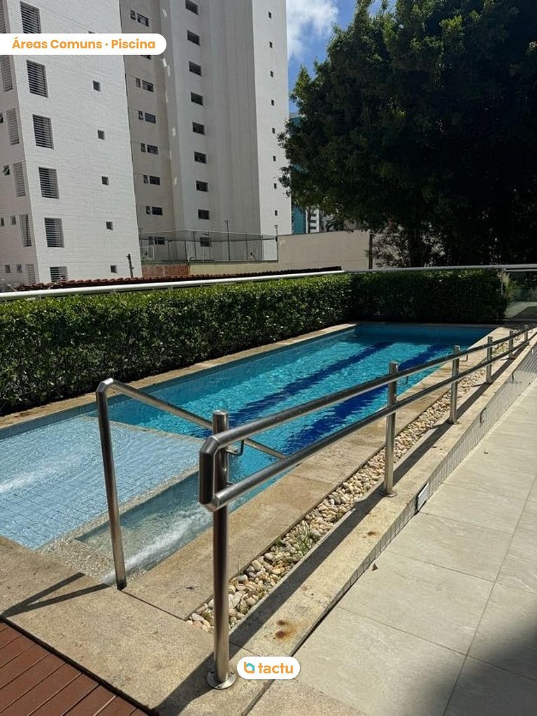 Apartamento na Beira-Mar em Fortaleza com piscina