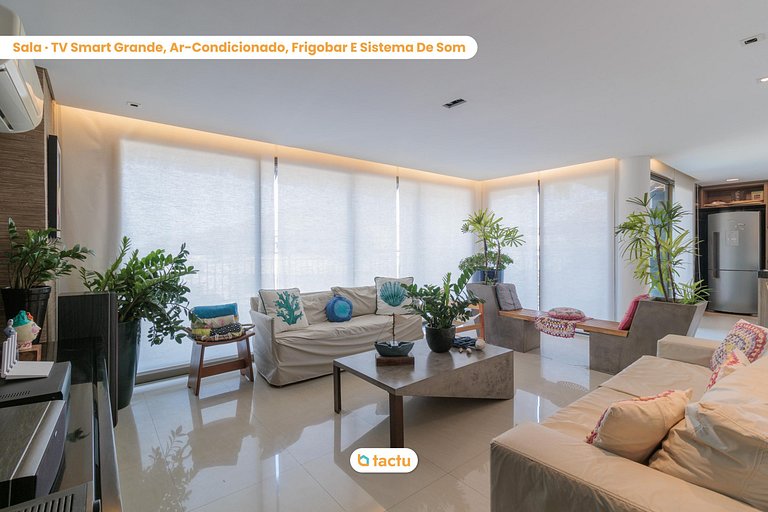 Jacuzzi Penthouse Manhattan Riviera by Tactu