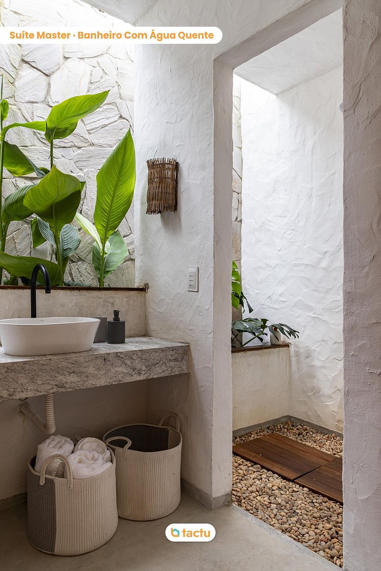Petite maison à Vila Taíba avec piscine par Tactu