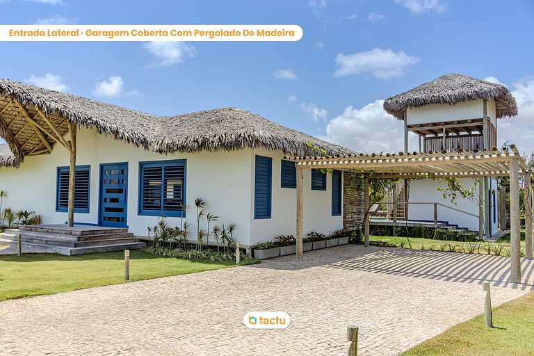 House Pipa in a luxury condominium in Fortim