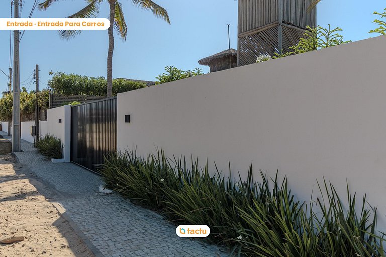 Vila Juriti: Luxury Beachfront House in Fortim