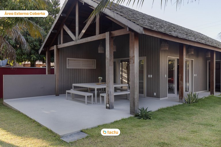 Casa de luxo no centro do Fortim no Pontal do Maceió