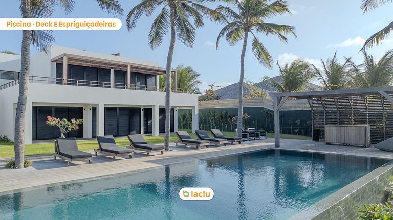 Vila Juriti: Luxury Beachfront House in Fortim