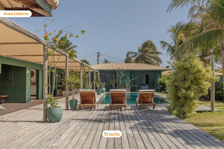 Maison à Fortim avec une piscine incroyable