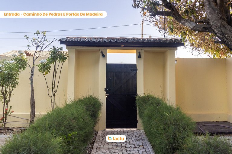 Casa Gracinda, com enorme piscina e jardim em Fortim