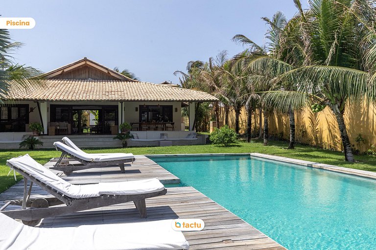 Luxury Beachfront Paradise in Fortim