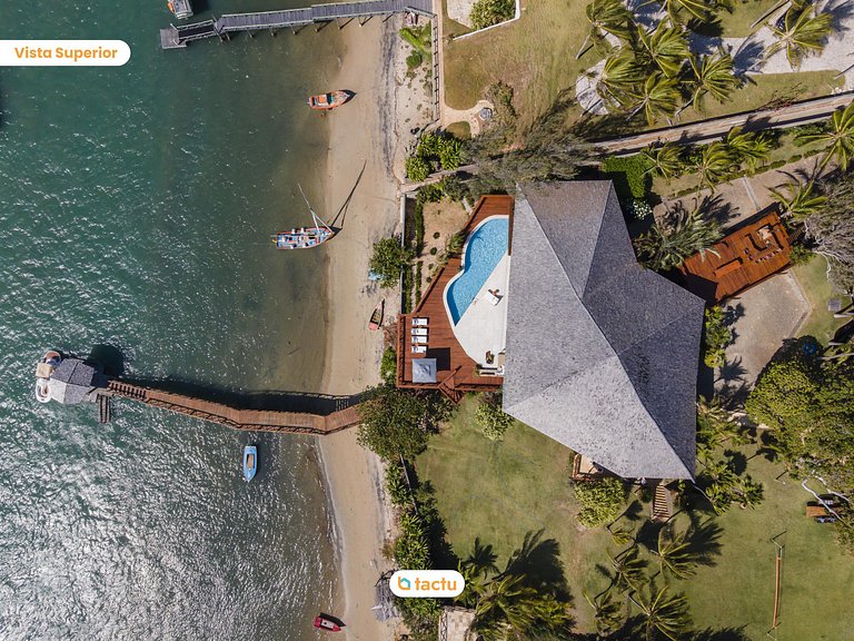 Casa de Madeira à Beira do Rio Fortim c/ Serviço