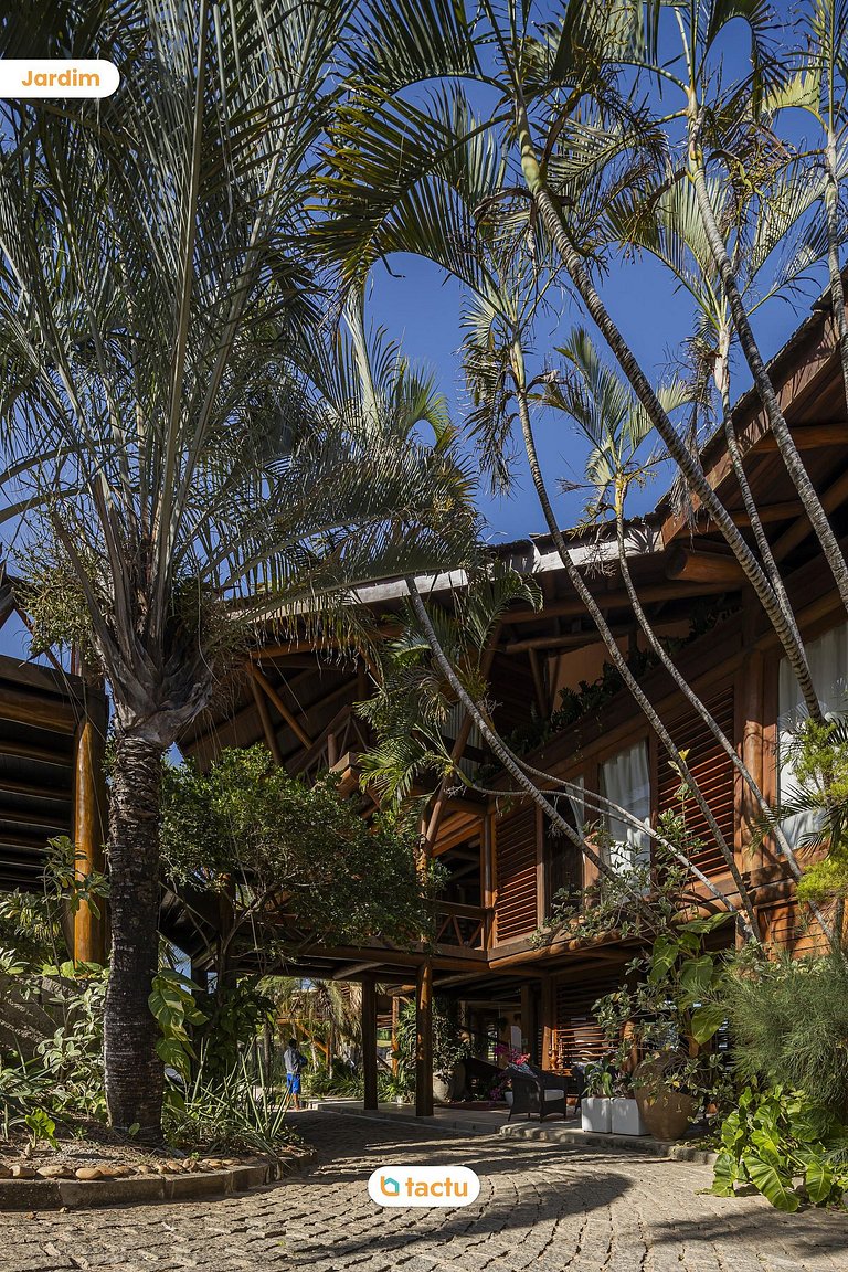 Exclusive Riverside Villa in Fortim with Service