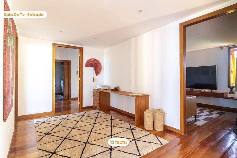 Casa com piscina incrível no Fortim por Tactu