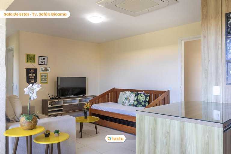 Apartment in condo with exclusive beach access
