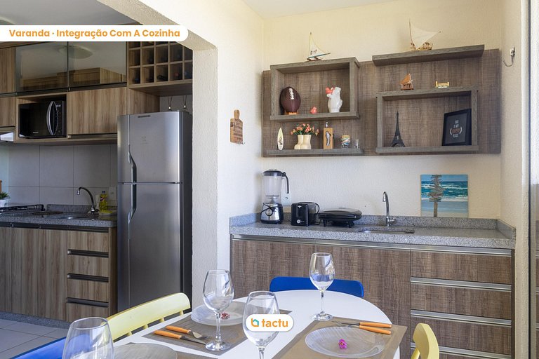 Apartment in condo with exclusive beach access