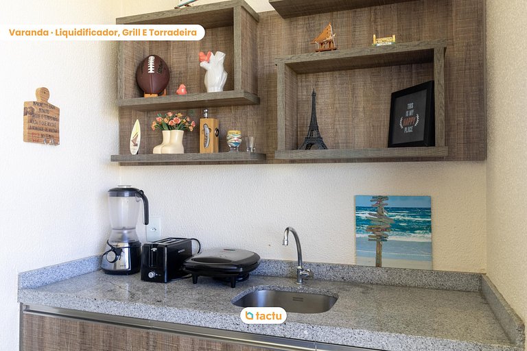 Apartment in condo with exclusive beach access