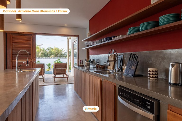 Luxury house in Fortim with pool