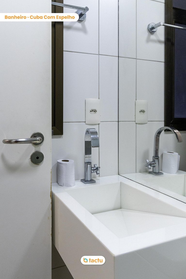 Apartamento enorme frente mar no Mandara