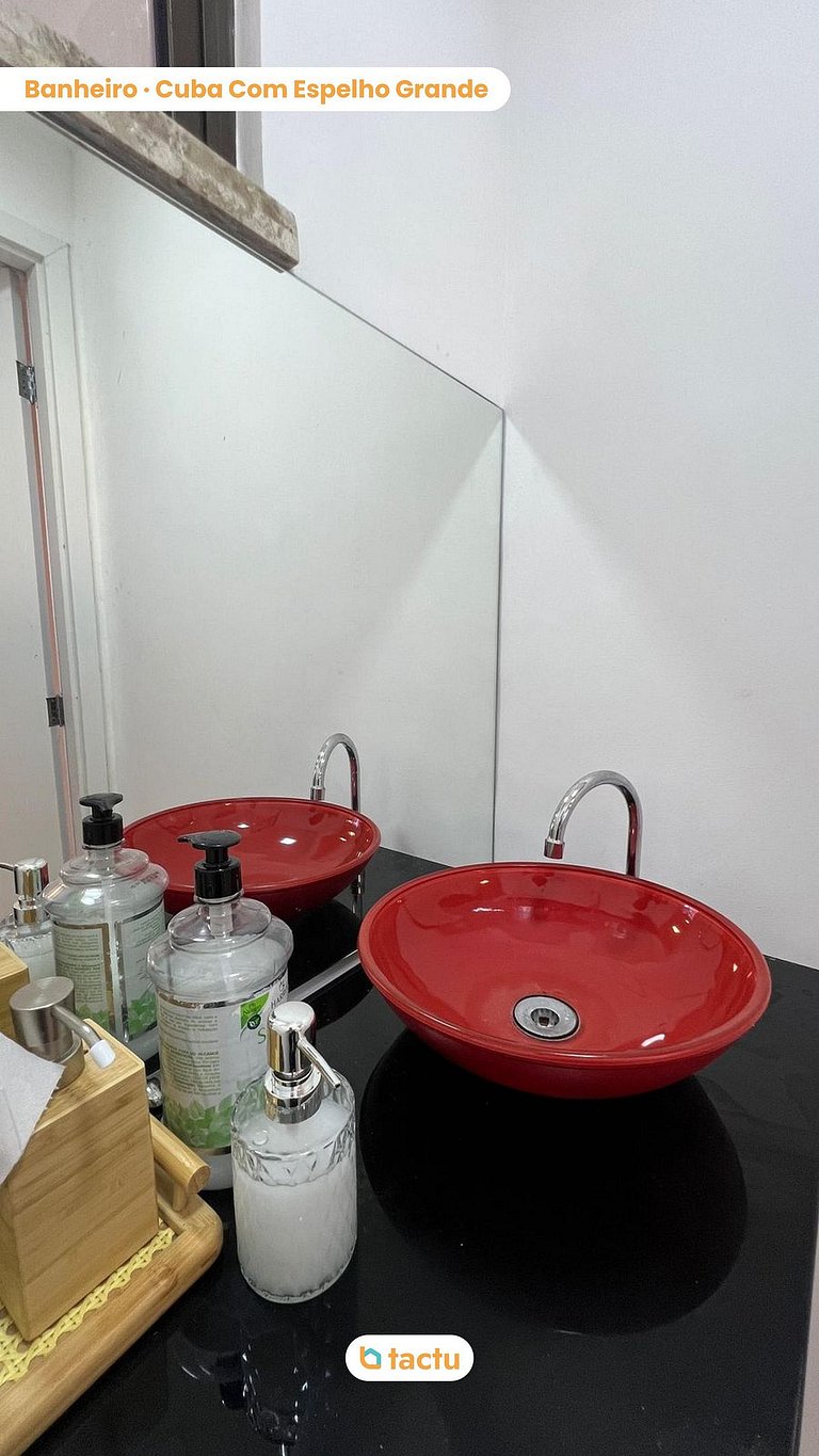 Duplex luxo em condomínio ao lado da praia