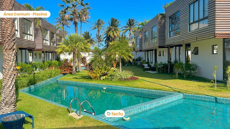 Duplex luxo em condomínio ao lado da praia