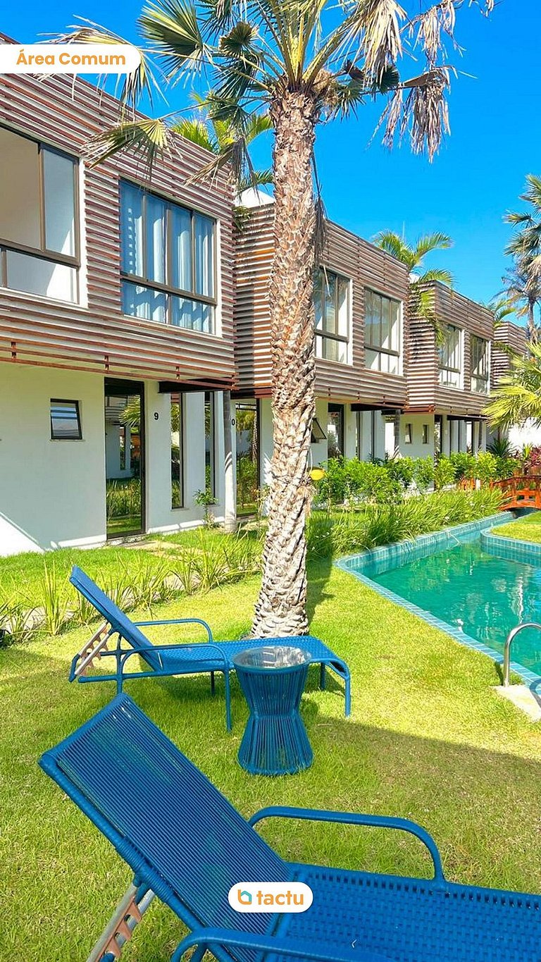Duplex luxo em condomínio ao lado da praia