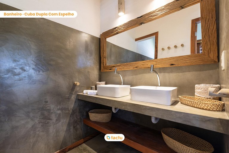 Casa charmosa com piscina privativa