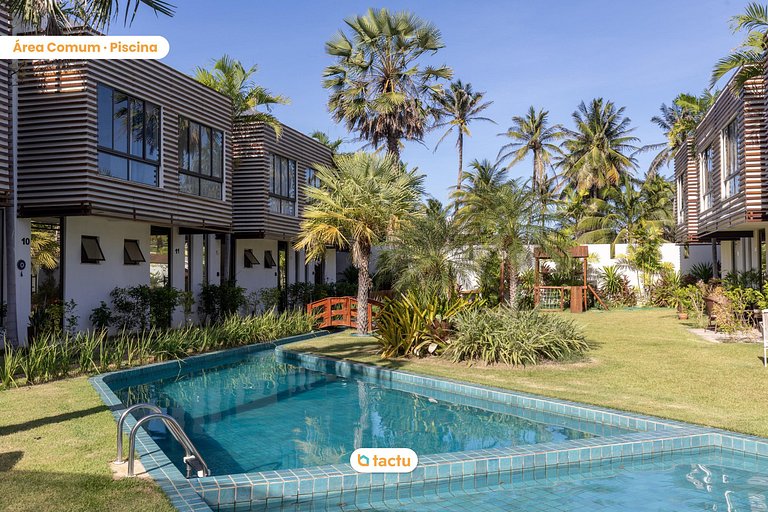 Duplex luxo em condomínio ao lado da praia