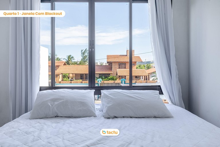 Duplex luxo em condomínio ao lado da praia