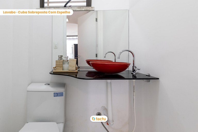 Duplex luxo em condomínio ao lado da praia