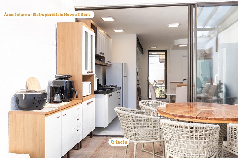 Duplex luxo em condomínio ao lado da praia