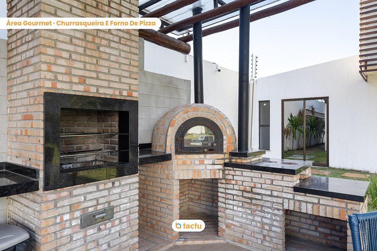 Duplex luxo em condomínio ao lado da praia